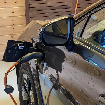 In Mit Sauna, Fusslaeufig Zum Zentrum Tatil Evi Vrådal