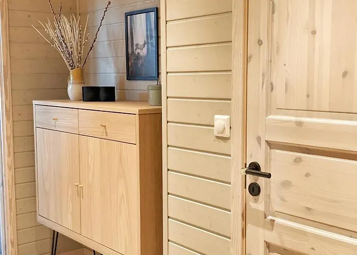 In Mit Sauna, Fusslaeufig Zum Zentrum Feriehus *