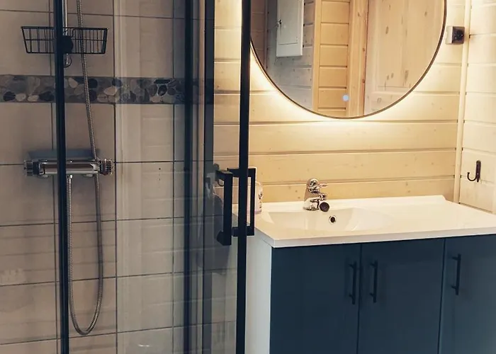 In Mit Sauna, Fusslaeufig Zum Zentrum * Vradal